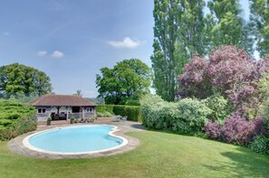 Pool - 1 Bed in Leigh (oc-ts726) (Leigh)