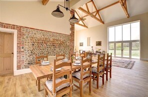 Dining - 4 Bed in Cromer (oc-1703) (Cromer)