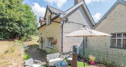 2 Bed in Knighton (oc-t32800)