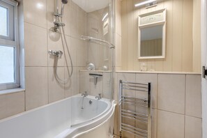 Towels - 3 Bed in Hindringham (oc-861) (Hindringham)