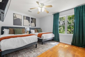 3 quartos, ferros/tábuas de passar roupa, berço de viagem, Wi-Fi