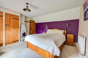 Iron/ironing board, free WiFi, bed sheets - 4 Bed in Holme-next-the-Sea (oc-1264) (Holme-next-the-Sea)
