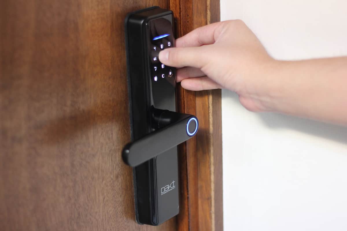 Schreibtisch, laptopgeeigneter Arbeitsplatz, kostenloses WLAN