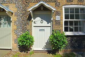 Exterior detail - 2 Bed in North Creake (oc-1625) (North Creake)