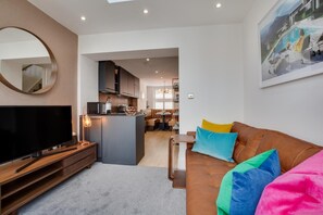 TV - 3 Bed in Brighton (oc-bbcorn) (Brighton)