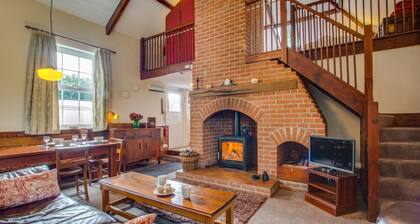 1 Bed in Banningham (oc-564)