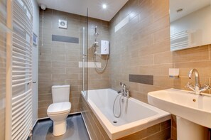 Towels - 3 Bed in Thornham (oc-983) (Thornham)