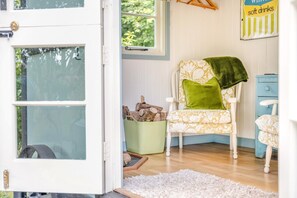 Interior - 1 Bed in Ashprington (oc-m32906) (Ashprington)