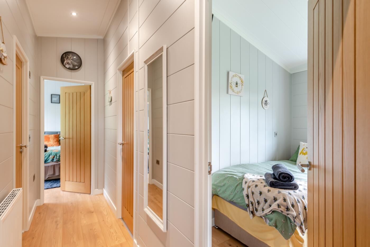 3 chambres, fer et planche à repasser, Wi-Fi gratuit, draps fournis