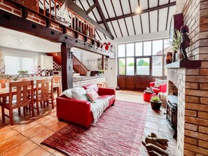 Interior - 3 Bed in Holt (oc-1331) (Bodham)