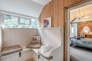 Bügeleisen/Bügelbrett, kostenloses WLAN, Bettwäsche