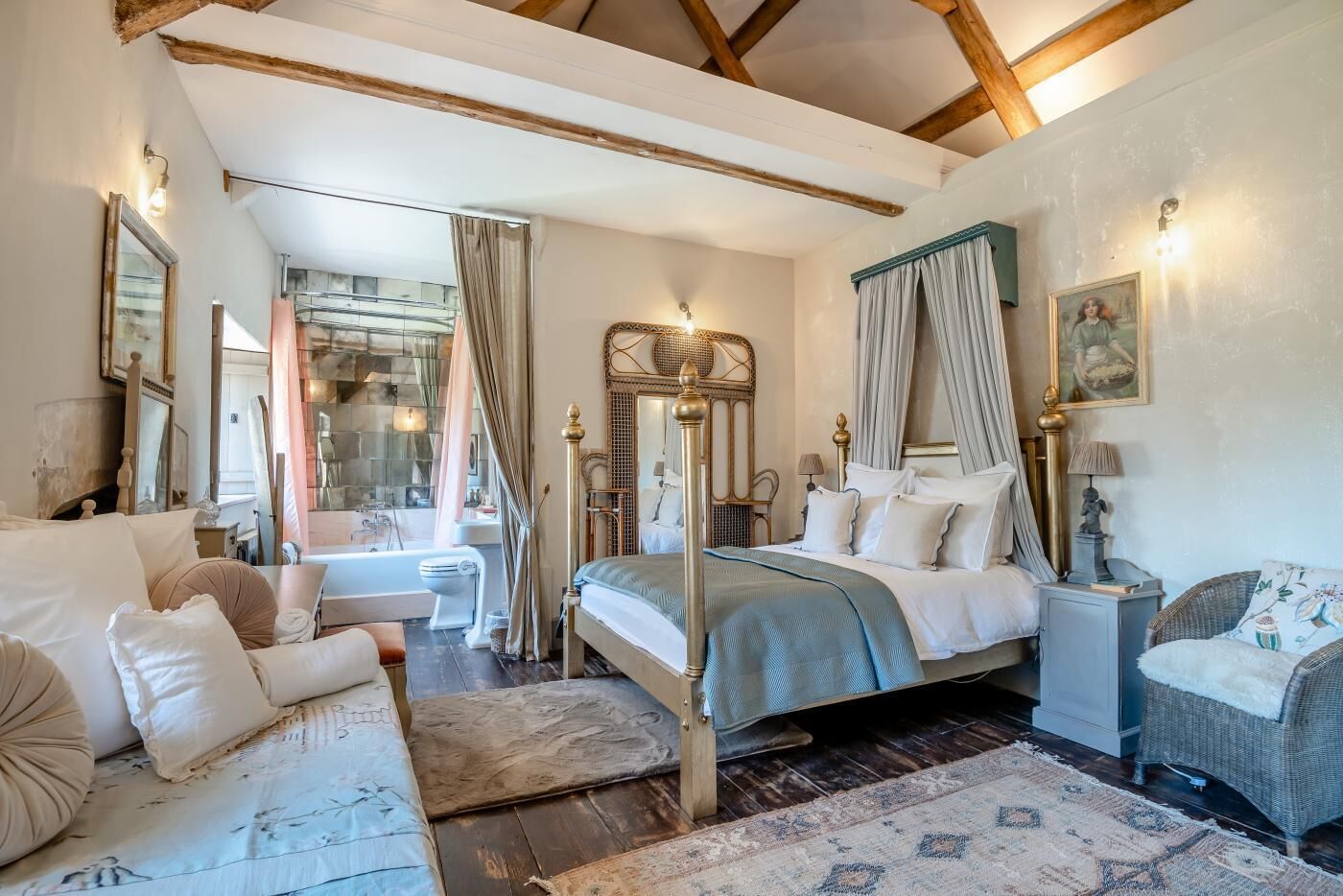 Wi-Fi de cortesia, roupa de cama