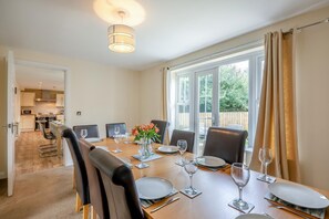 Dining - 6 Bed in Beadnell (oc-p32710) (Beadnell)