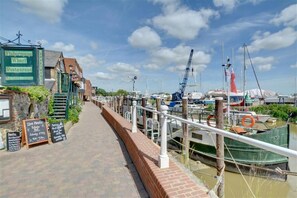 Marina - 2 Bed in Sandwich (oc-cc0011) (Sandwich)