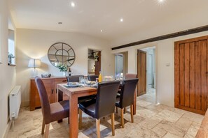 Dining - 3 Bed in Briston (oc-1167) (Briston)
