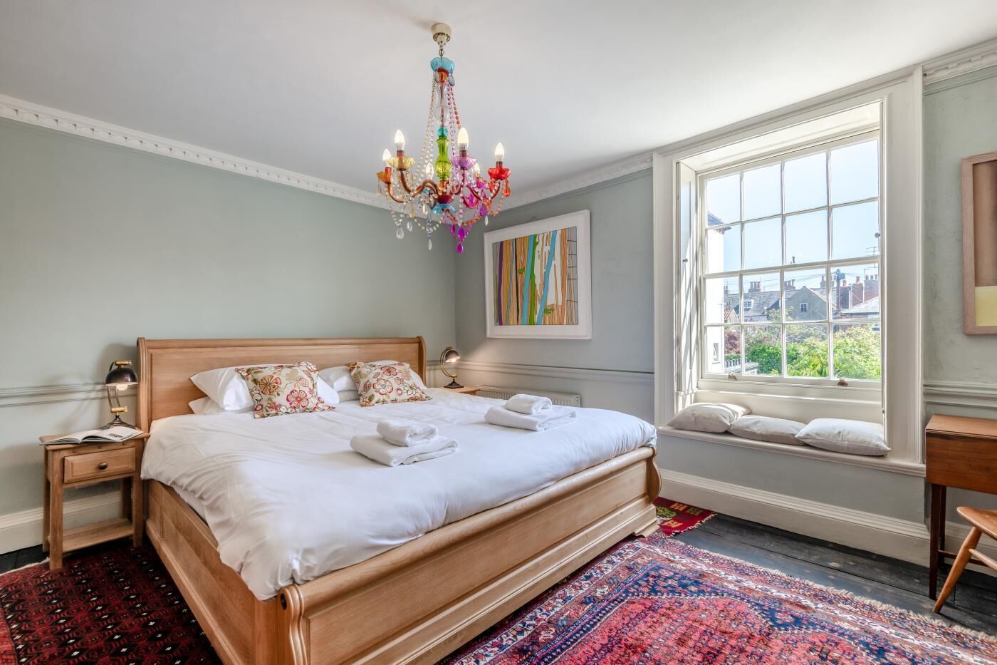Iron/ironing board, free WiFi, bed sheets