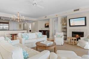 Smart TV, DVD player - Amazing Condo on the Beach on 30A! (Santa Rosa Beach)