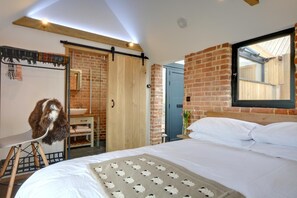 Fer et planche à repasser, Wi-Fi gratuit, draps fournis