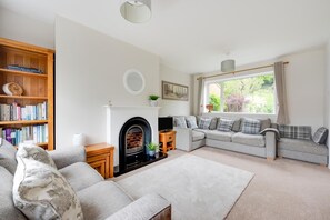 TV - 2 Bed in Kelling (oc-1716) (Kelling)