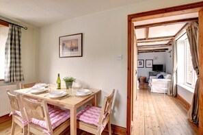 Dining - 2 Bed in Field Dalling (oc-1643) (Field Dalling)
