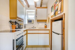 Private kitchen - 2 Bed in Field Dalling (oc-421) (Field Dalling)