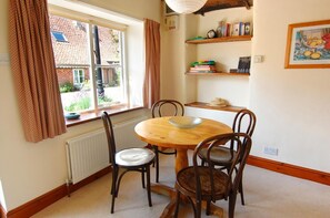 Dining - 2 Bed in Field Dalling (oc-421) (Field Dalling)