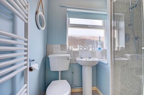 Towels - 2 Bed in Wells-next-the-Sea (oc-1655) (Wells-next-the-Sea)