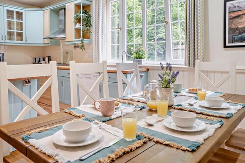 3 Bed in Cwmtaf (oc-p32979)