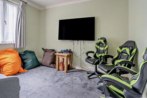 Interior - 3 Bed in Cwmtaf (oc-p32979) (Merthyr Tydfil)