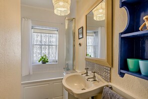 Towels - 2 Bed in Brecon (oc-t32728) (Brecon)