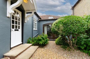 Exterior detail - 2 Bed in Wells-next-the-Sea (oc-1128) (Wells-next-the-Sea)