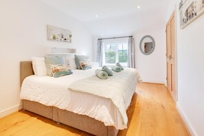 3 Schlafzimmer, Bügeleisen/Bügelbrett, Reisekinderbett, kostenloses WLAN