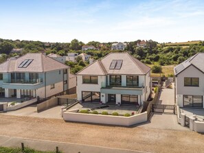 Exterior - 5 Bed in Walmer (oc-do022) (Kingsdown)