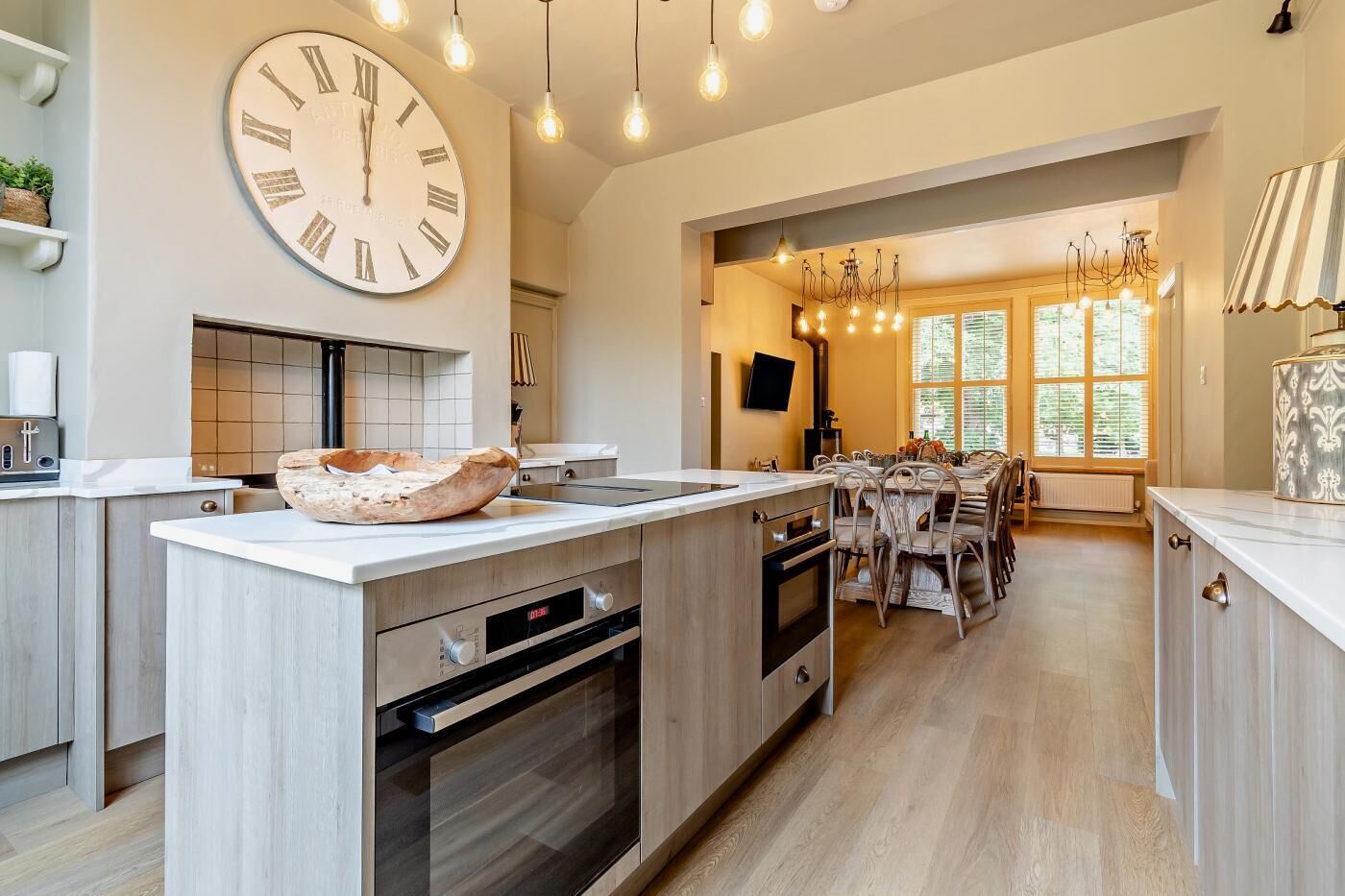 Micro-ondes, four, lave-vaisselle