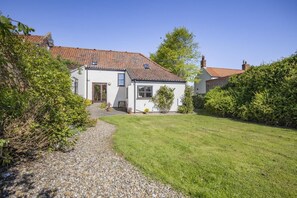 Exterior - 4 Bed in West Somerton (oc-273) (West Somerton)