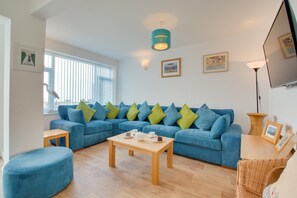 TV - 5 Bed in Sheringham (oc-1450) (Sheringham)