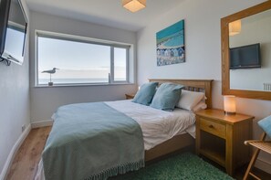 Iron/ironing board, travel cot, free WiFi, bed sheets - 5 Bed in Sheringham (oc-1450) (Sheringham)