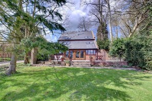 Exterior - 3 Bed in Hartfield (oc-tw653) (Hartfield)