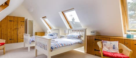 3 bedrooms, iron/ironing board, travel cot, free WiFi