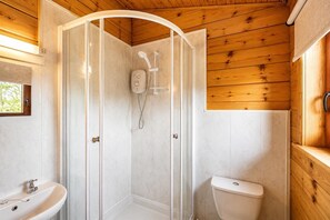 Hårføner og håndklær