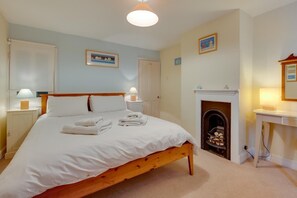2 bedrooms, iron/ironing board, free WiFi, bed sheets - 2 Bed in Southwold (oc-well) (Southwold)