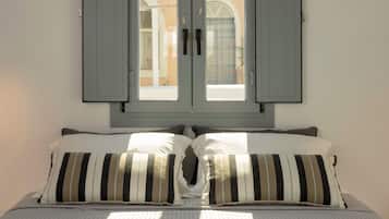 Deluxe Suite, Balcony, City View