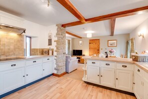 Interior - 3 Bed in Carperby (oc-ds1033) (Carperby)