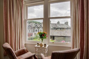 Interior - 3 Bed in Ambleside (oc-gl035) (Ambleside)