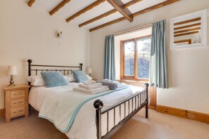 Iron/ironing board, free WiFi, bed sheets - 2 Bed in Grasmere (oc-gl081) (Grasmere)