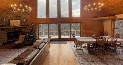 Charming 5-bedroom chalet in Newry perfect for your getaway