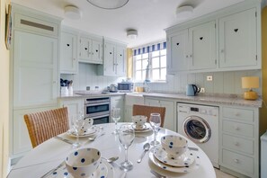 Dining - 2 Bed in Thorpeness (oc-ab1o) (Thorpeness)