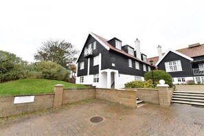 Exterior - 2 Bed in Thorpeness (oc-ab1o) (Thorpeness)
