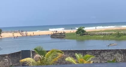 Lagoona Ocean Suites Monrovia Thinker’s Village