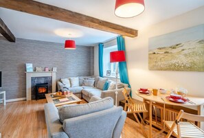 TV - 2 Bed in Kendal (oc-gl097) (Kendal)